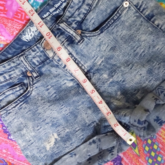 Mossimo High Rise Short Shorts - Picture 11 of 12